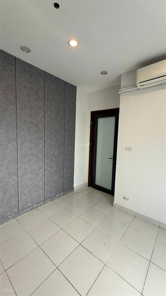 Cho thuê căn hộ 4 phòng ngủ 163m tại ngụy như kon tum giá 18tr