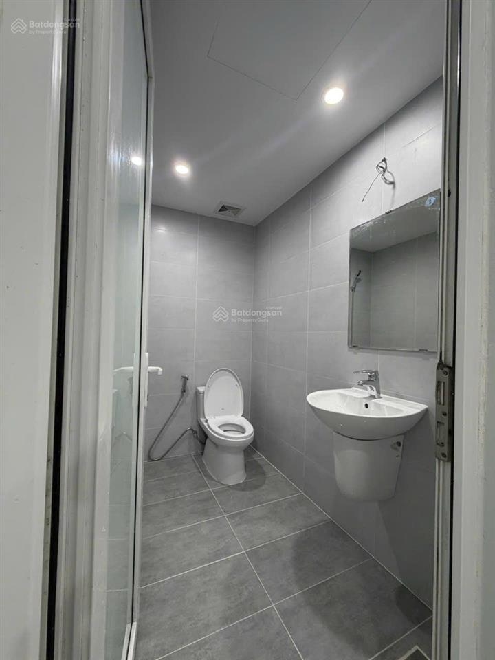 Cho thuê căn hộ 105m giá 13tr tại nguyễn huy tưởng