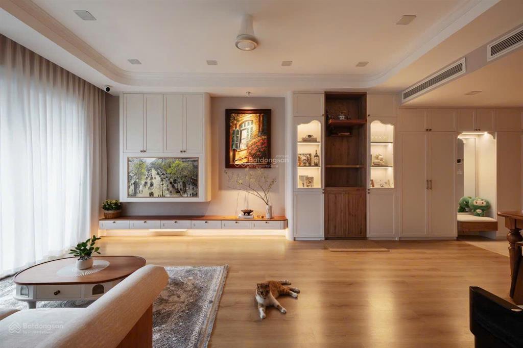 Bán căn hộ 100m2 giá 7.9 tỷ tại ngụy như kon tum