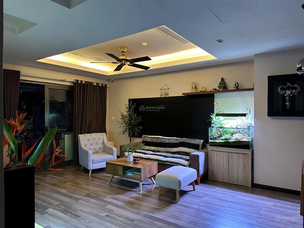 Cho thuê căn hộ 2pn siêu rộng 107m nội thất đẹp tại star city lê văn lương