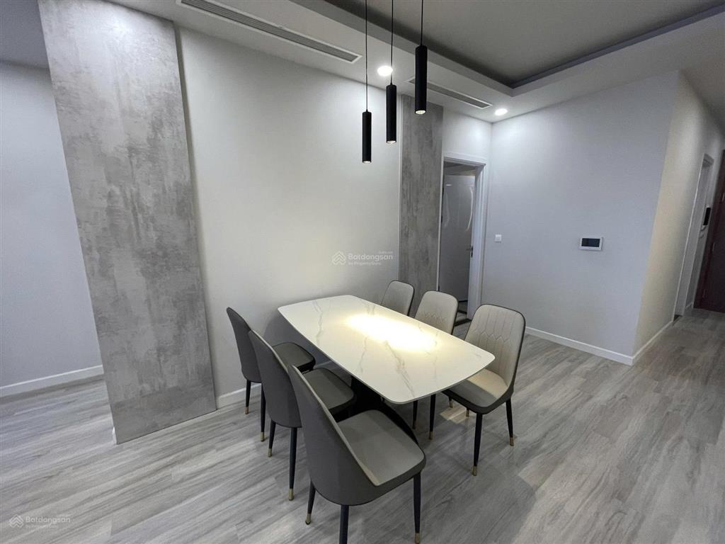 Giảm giá bán nhanh brg lê văn lương 105m giá chỉ 12 tỉ. sẵn sổ