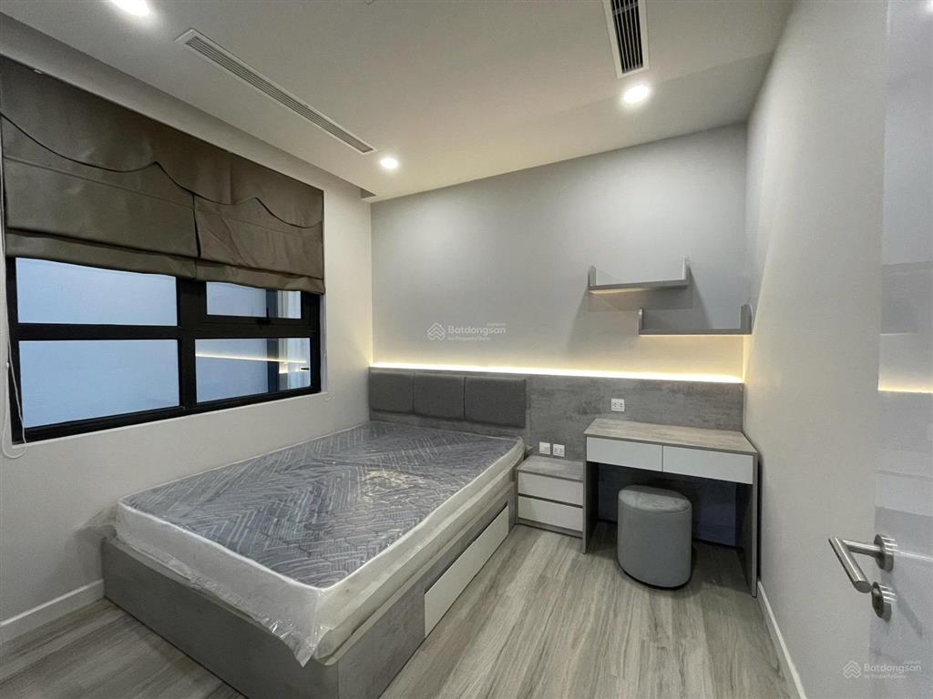 Giảm giá bán nhanh brg lê văn lương 105m giá chỉ 12 tỉ. sẵn sổ
