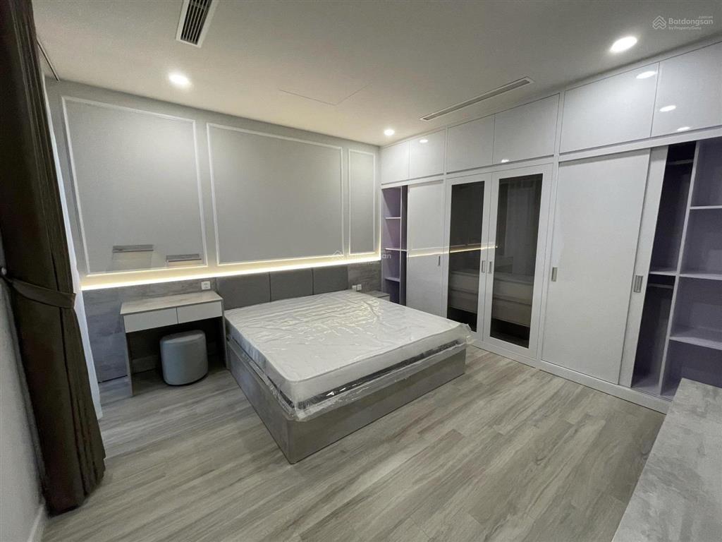 Giảm giá bán nhanh brg lê văn lương 105m giá chỉ 12 tỉ. sẵn sổ