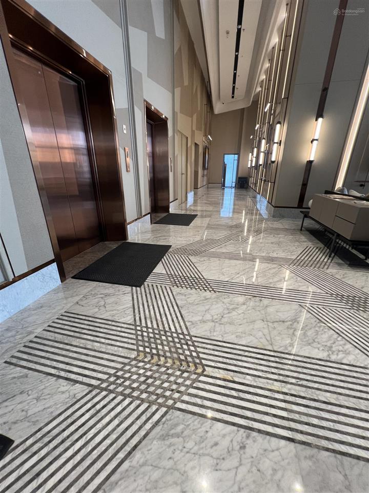 Cho thuê văn phòng tại lý sơn, bồ đề, long biên, giá thỏa thuận, 200m2 hot!