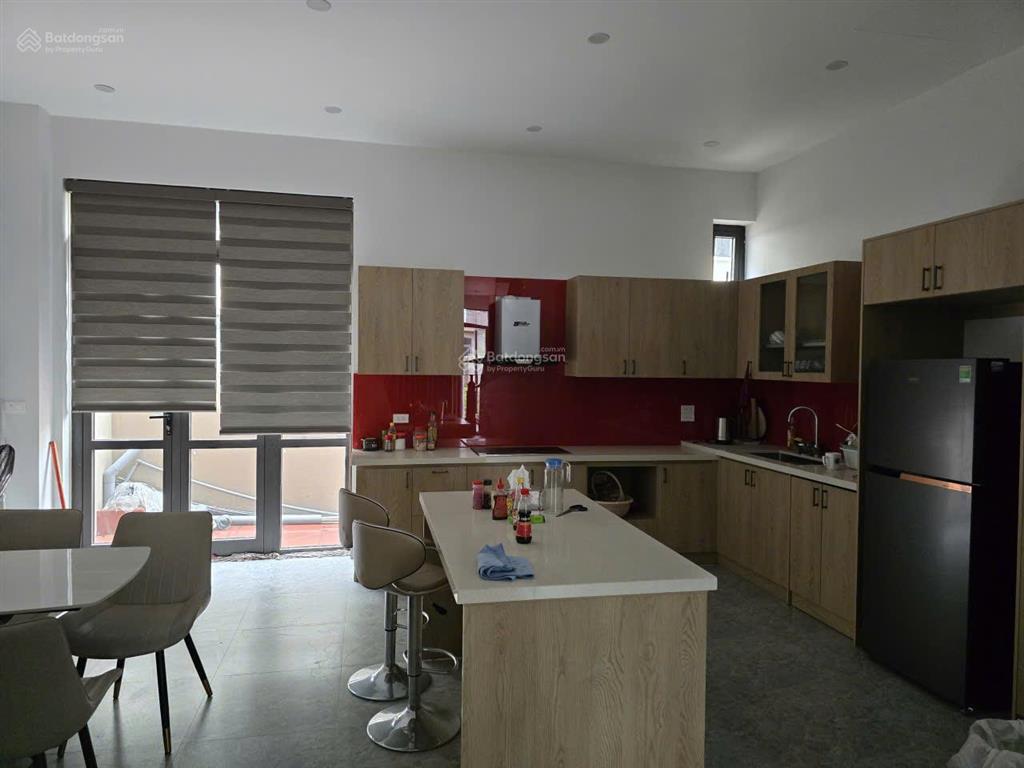 Cho thuê bt đẹp, nhiều tiện ích tại centa city, 20 triệu, 120 m2