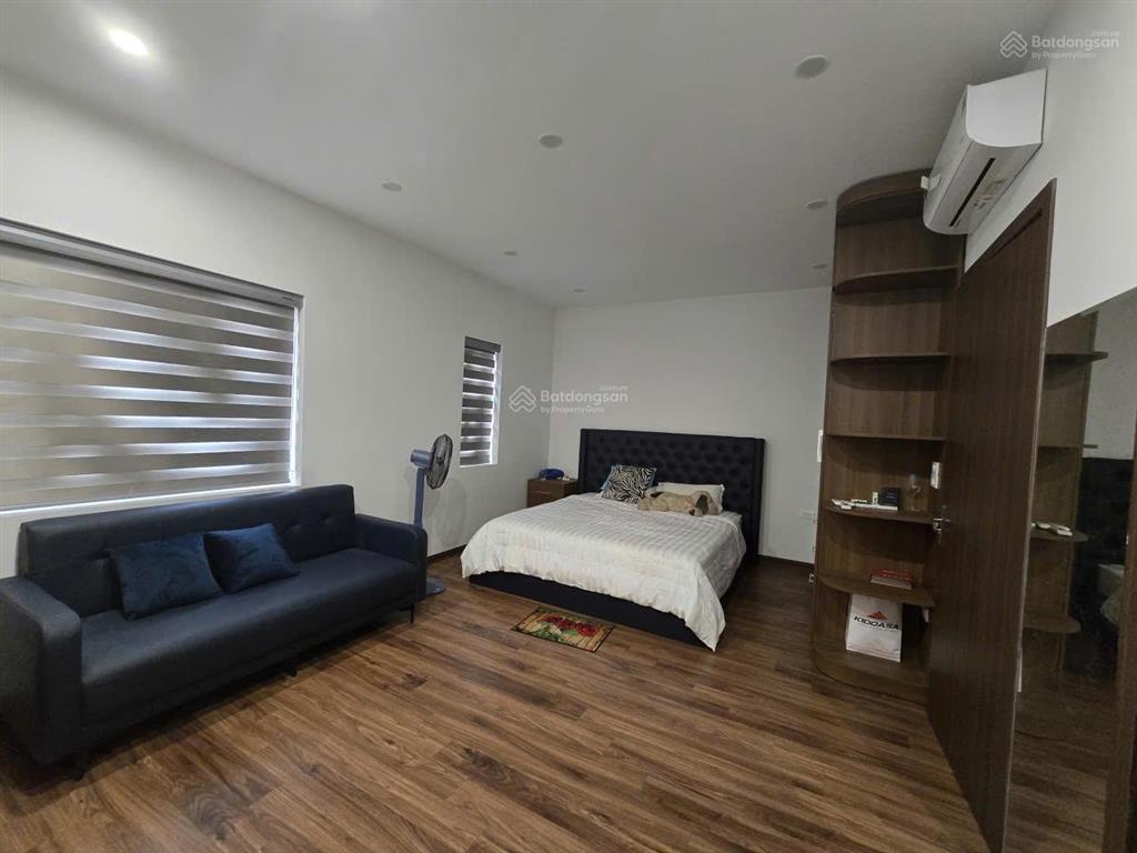 Cho thuê bt đẹp, nhiều tiện ích tại centa city, 20 triệu, 120 m2