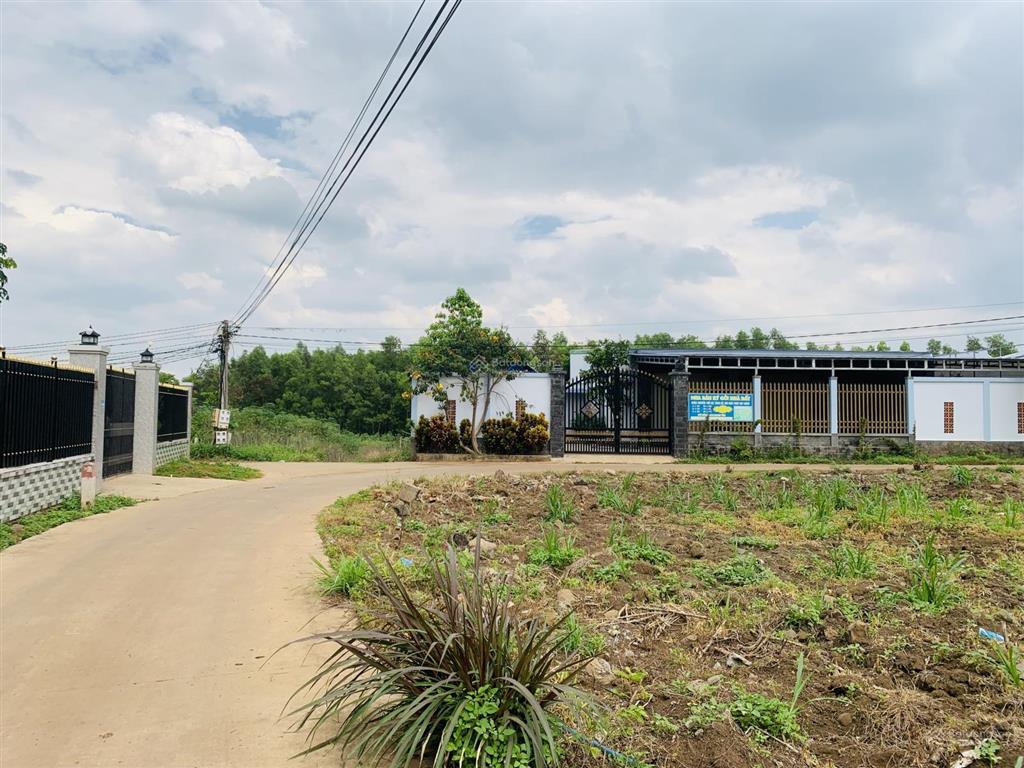 Bán đất lô góc 45x30m đường xe tải