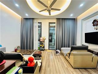 Bán nhà phân lô hoàng quốc việt  72m2 4 tầng  ô tô vào nhà  hai mặt ngõ vị trí đẹp  giá 29.5 tỷ