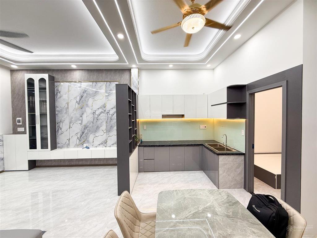 Chủ gởi bán nhà 1t1l (hoàn công) vị trí kinh doanh nhỏ đường oto thông chợ tân vạn. giá chỉ 3,5 tỷ