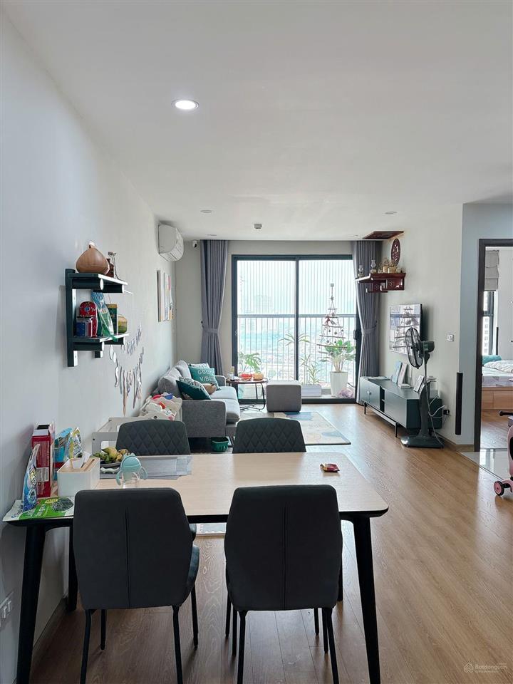 (gấp) bán căn 2pn/2wc, dt 75m2, giá 6.5x tỷ, full nt, view hồ, sổ hồng, green park, hoàng mai, hn