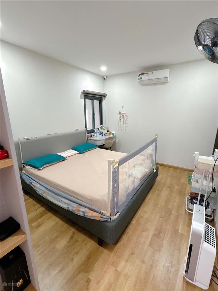 (gấp) bán căn 2pn/2wc, dt 75m2, giá 6.5x tỷ, full nt, view hồ, sổ hồng, green park, hoàng mai, hn