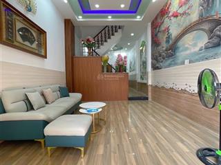 Hẻm ô tô thông thoáng nhà 3 tầng, dt 65m2, 4,6x5,30m, 3pn. 3wc