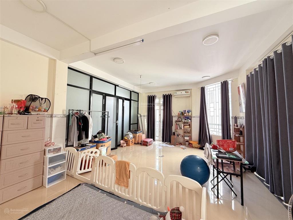 Bán nhà hai mặt tiền hẻm xe hơi kinh doanh đỉnh phạm văn bạch