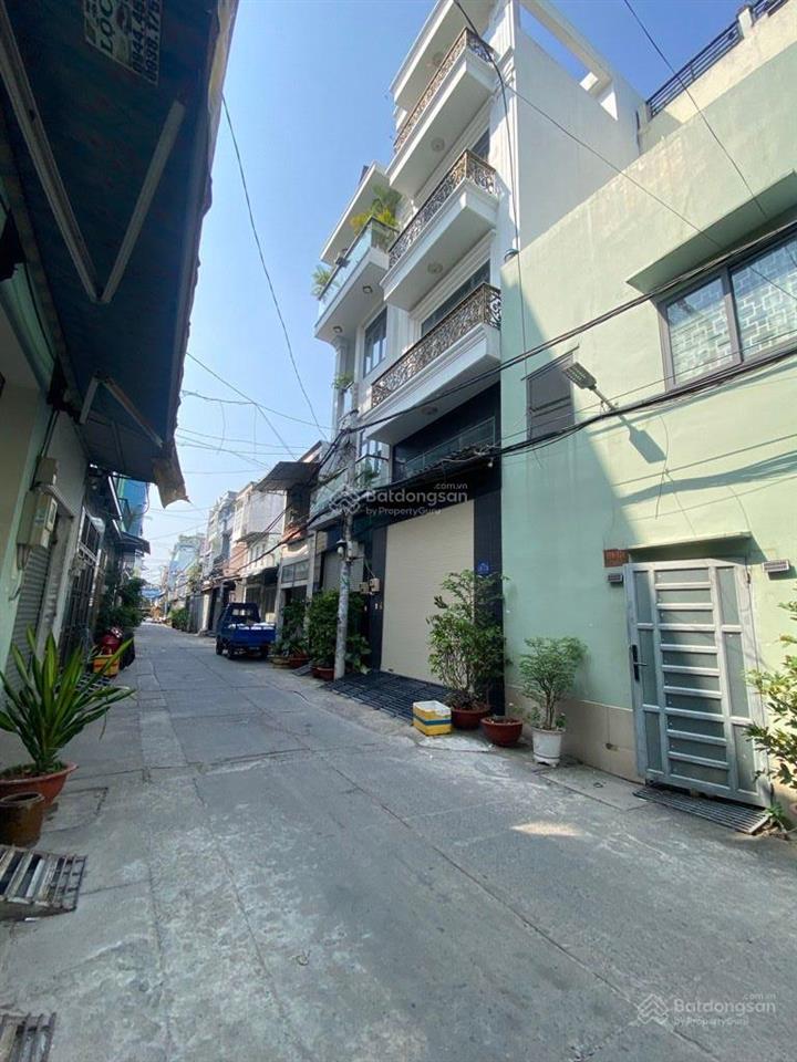 Nhà đẹp sát khu tên lửa 82m2 ngang 4.2m nở hậu hẻm xe hơi nhik 4 tỷ