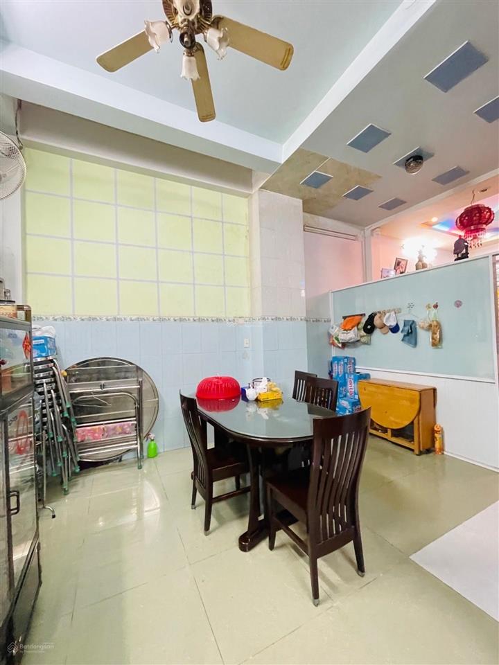 6.4x14 trệt 3 lầu ngay phan huy ích và quang trung
