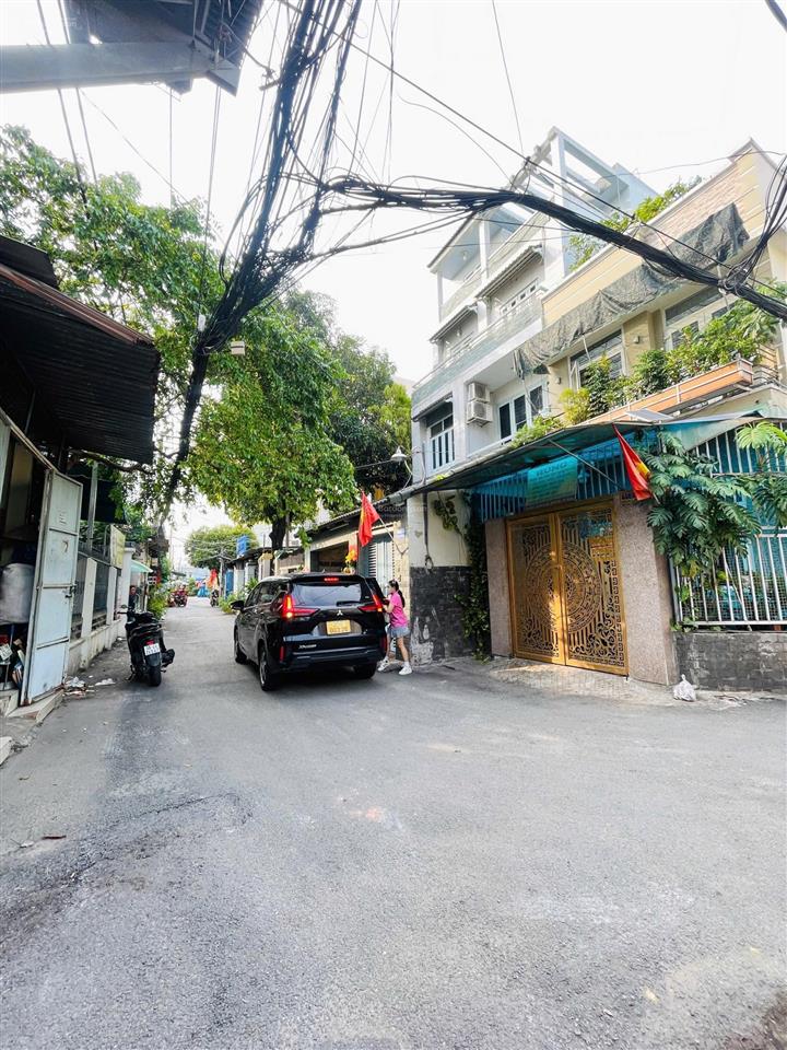 6.4x14 trệt 3 lầu ngay phan huy ích và quang trung