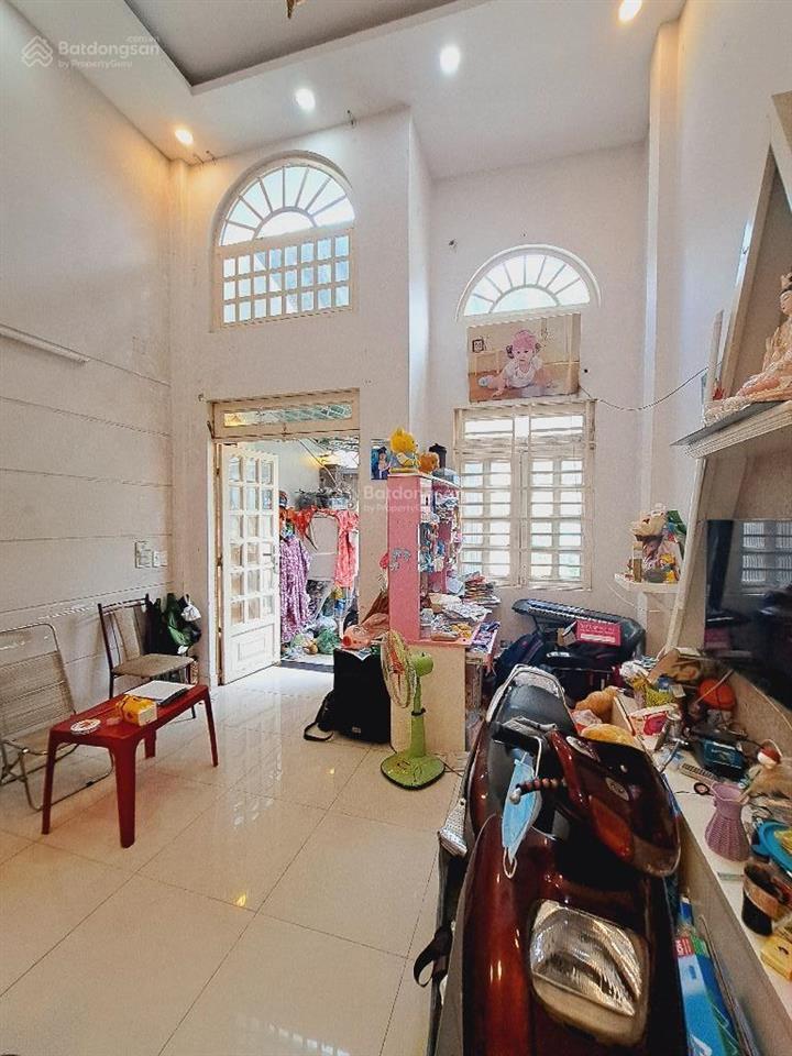 Thạch lam  tân phú  54m vuông vức  hẻm ô tô thông  nhỉnh 5 tỷ thương lượng.