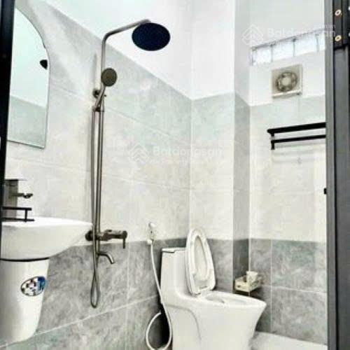 Bán nhà riêng tại bùi đình túy, 2,3 tỷ, 65m2, 2pn, 2wc, pháp lý đầy đủ