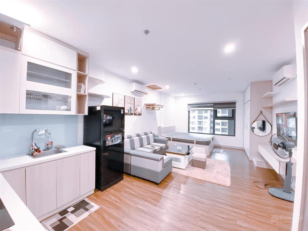 Bán nhanh căn studio full đồ, 31m2, giá 2 tỷ view thoáng đẹp, hướng mát tại vinhomes ocean park