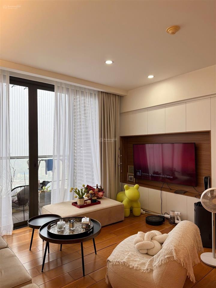 Hot!!! cho thuê căn hộ cc indochina plaza tại xuân thủy, 22 triệu, 93m2, 2pn2wc, nội thất full