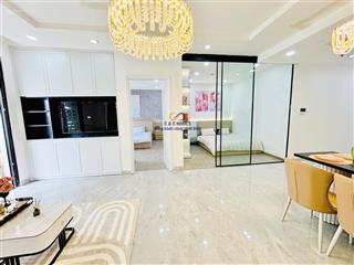 Tôi cần cho thuê căn hộ 2 phòng ngủ rộng giá 15 triệu / tháng.  0961 953 ***