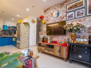 Bán căn hộ 2 phòng ngủ vin gia lâm đẹp, xanh, yên tĩnh