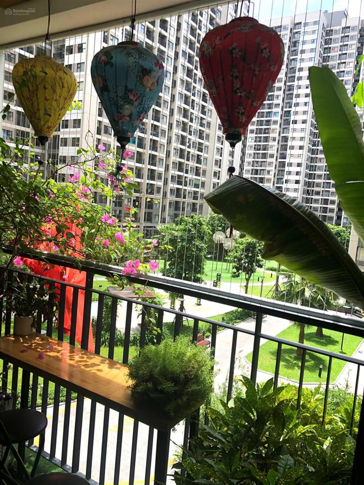 Bán căn hộ 2 phòng ngủ vin gia lâm đẹp, xanh, yên tĩnh
