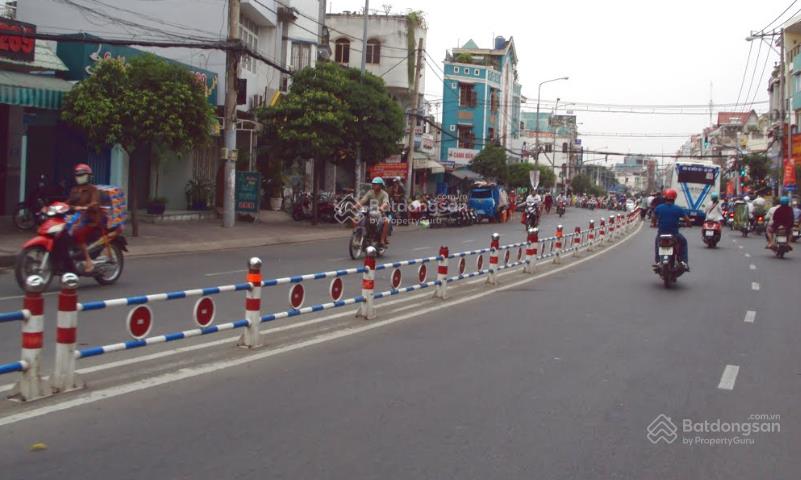 Bán nhà mt nguyễn văn công, p3, gv, dt 8x17m, cn 140m2 c4 giá 15.9 tỷ tl