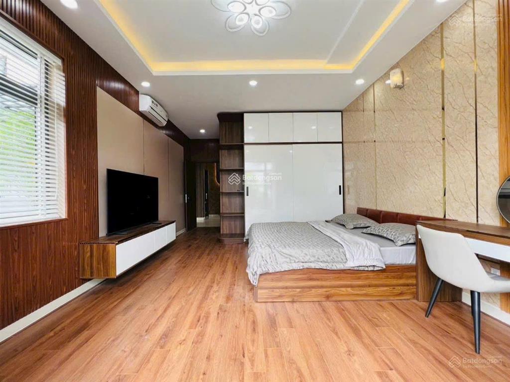 Biệt thự siêu đẹp lê đức thọ p6 gv 7,5m x 20m 3 lầu giá 17,5 tỷ