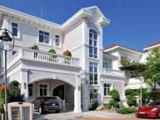 Biệt thự siêu đẹp lê đức thọ p6 gv 7,5m x 20m 3 lầu giá 17,5 tỷ