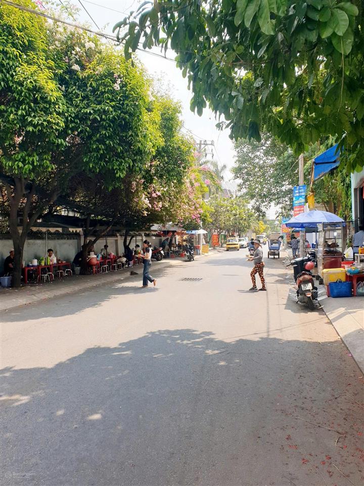 Nhà đẹp khu vip đào duy anh  sát công viên gia định 4x25m 2 lầu giá 14 tỷ
