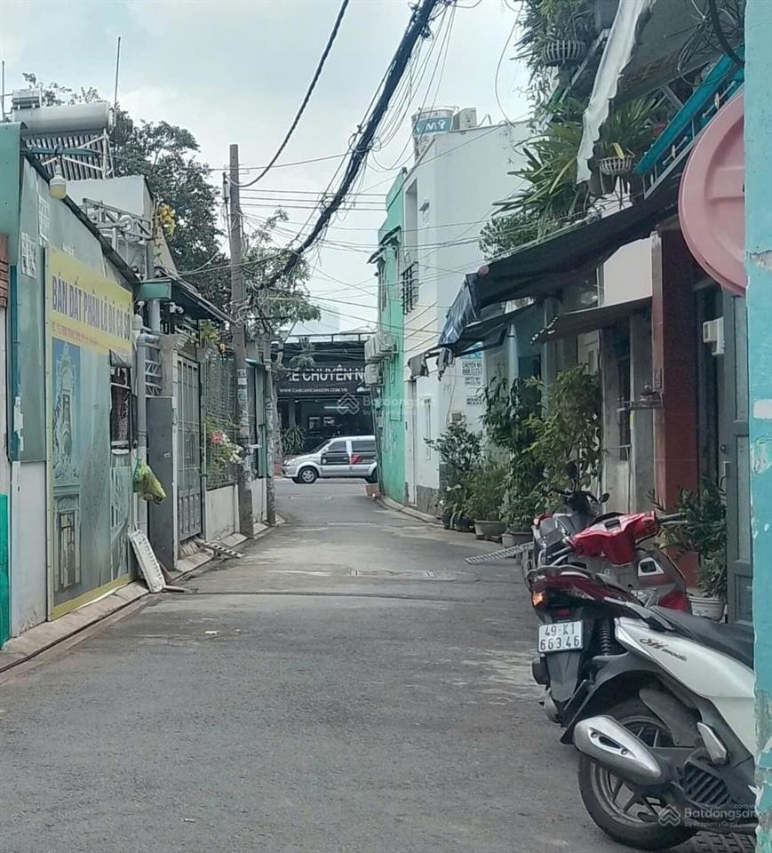 Ngay vietcombank tây thạnh, nhà mới đủ nội thất, hẻm oto 4x16, giá 5.8 tỷ