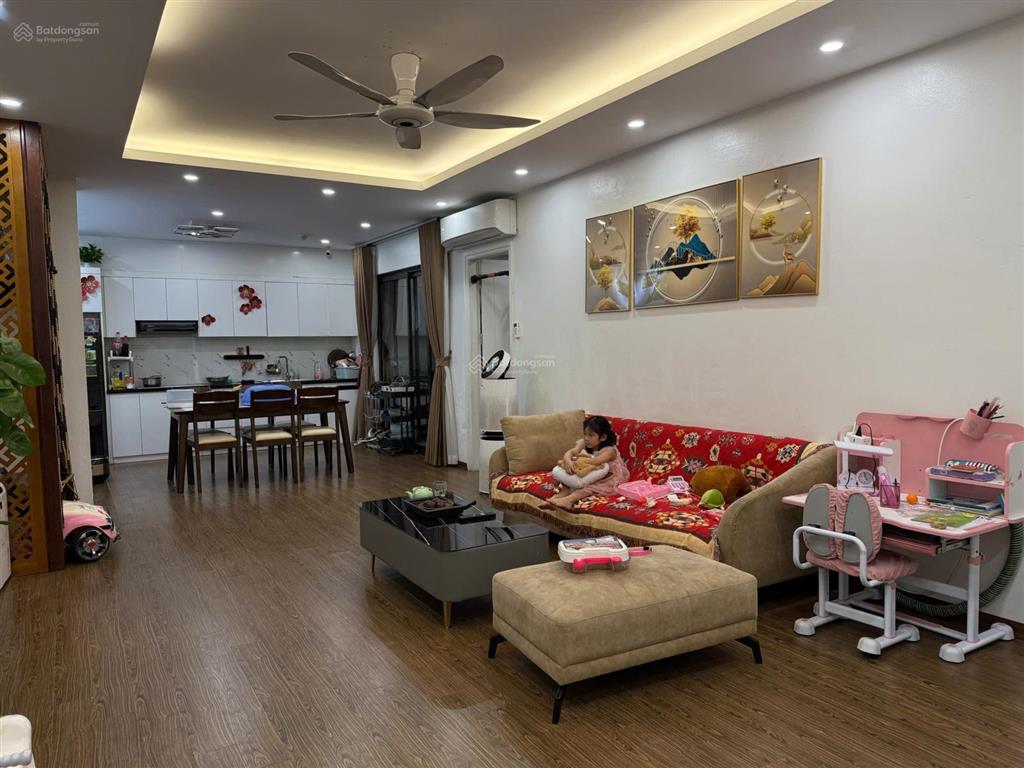 Bán gấp căn 3 phòng ngủ 103m2 chung cư đại kim building đầy đủ nội thất, giá 7,35 tỷ bao tên