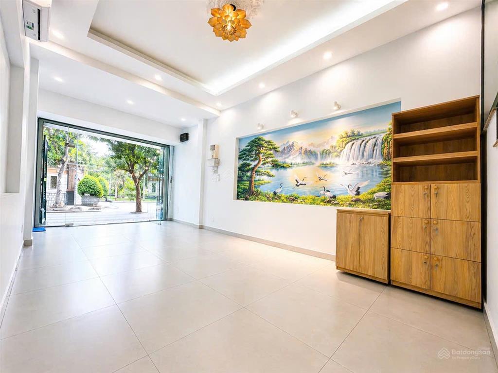 Cho thuê mặt bằng tầng trệt giá 9.618.000 vnd/tháng. ngay khu kdc tân mỹ quận 7 , phú mỹ hưng
