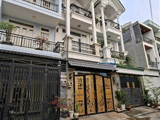 Siêu phẩm long trường  nhà đẹp toàn diện  tặng full nội thất cao cấp  giá siêu tốt 5.3 tỷ