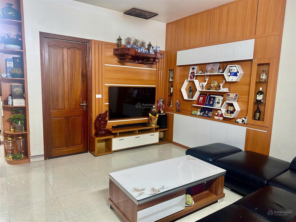 Chính chủ bán căn hộ chung cư tân phát | diện tích 64,5m2 | 2pn, 2wc tầng 8 | full nội thất