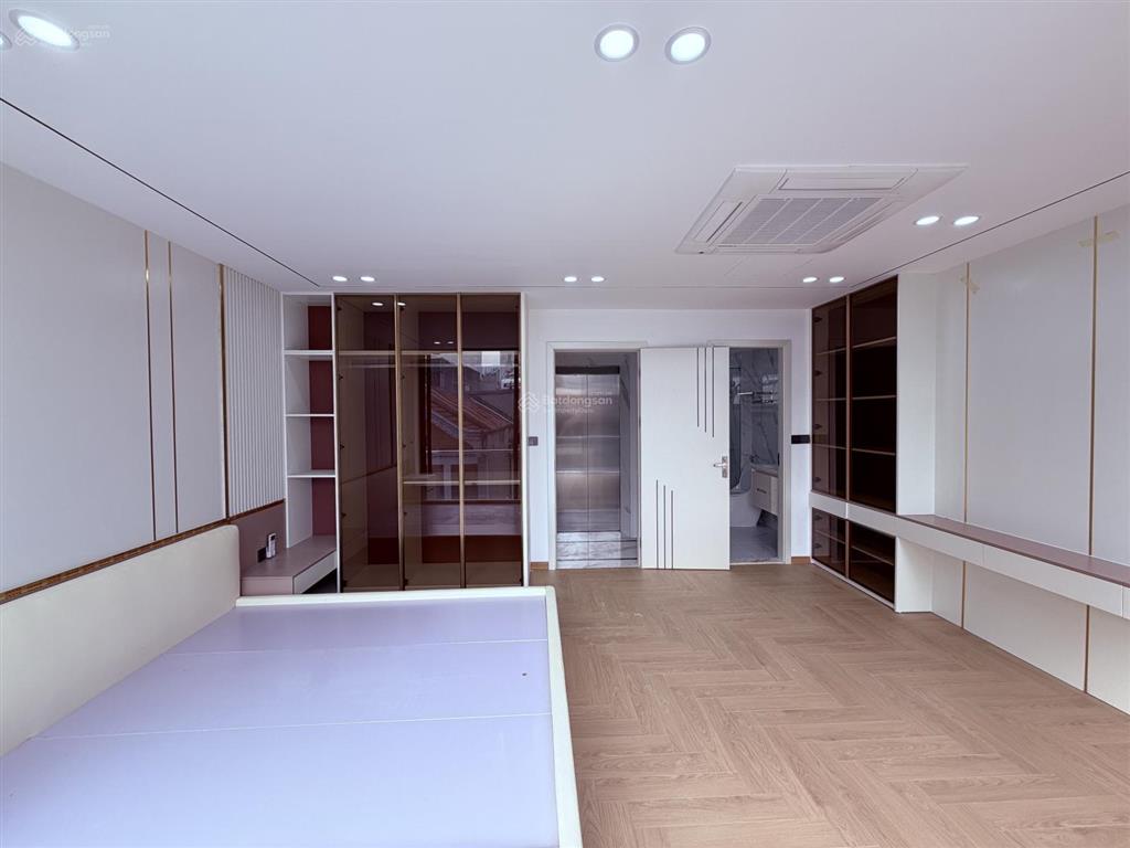 Chính chủ bán nhà khu 319 bộ quốc phòng 45m2, 7 tầng, mt 5m, full nội thất, ô tô vào nhà, giá tốt