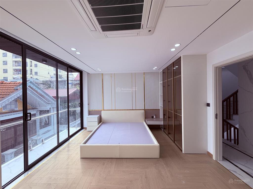 Chính chủ bán nhà khu 319 bộ quốc phòng 45m2, 7 tầng, mt 5m, full nội thất, ô tô vào nhà, giá tốt