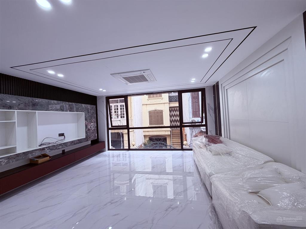 Chính chủ bán nhà khu 319 bộ quốc phòng 45m2, 7 tầng, mt 5m, full nội thất, ô tô vào nhà, giá tốt