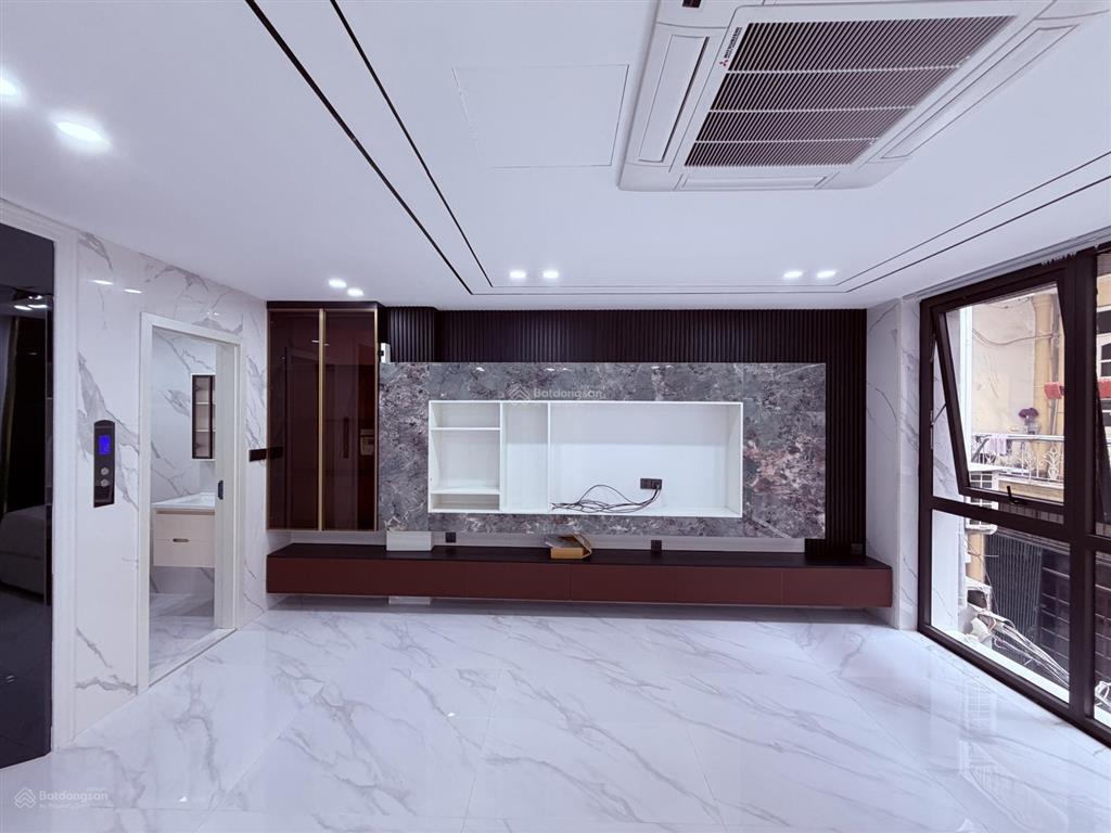 Chính chủ bán nhà khu 319 bộ quốc phòng 45m2, 7 tầng, mt 5m, full nội thất, ô tô vào nhà, giá tốt