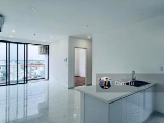 Thiện chí bán căn hộ 3 phòng ngủ, căn góc 104 m2, tầng trung, view mát mẻ  0909 931 ***