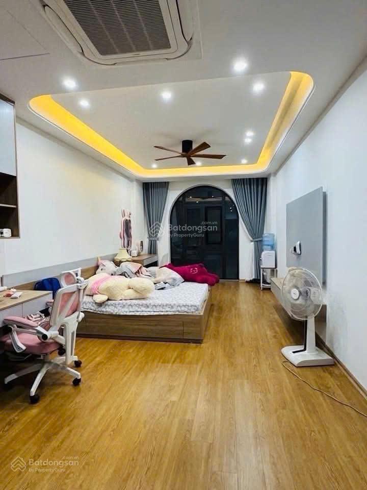 Bán nhà phạm văn đồng,44m,4 phòng, lô góc 2 mặt thoáng, giá nhỉnh 8 tỷ, coffe đi bộ sang xuân thủy,