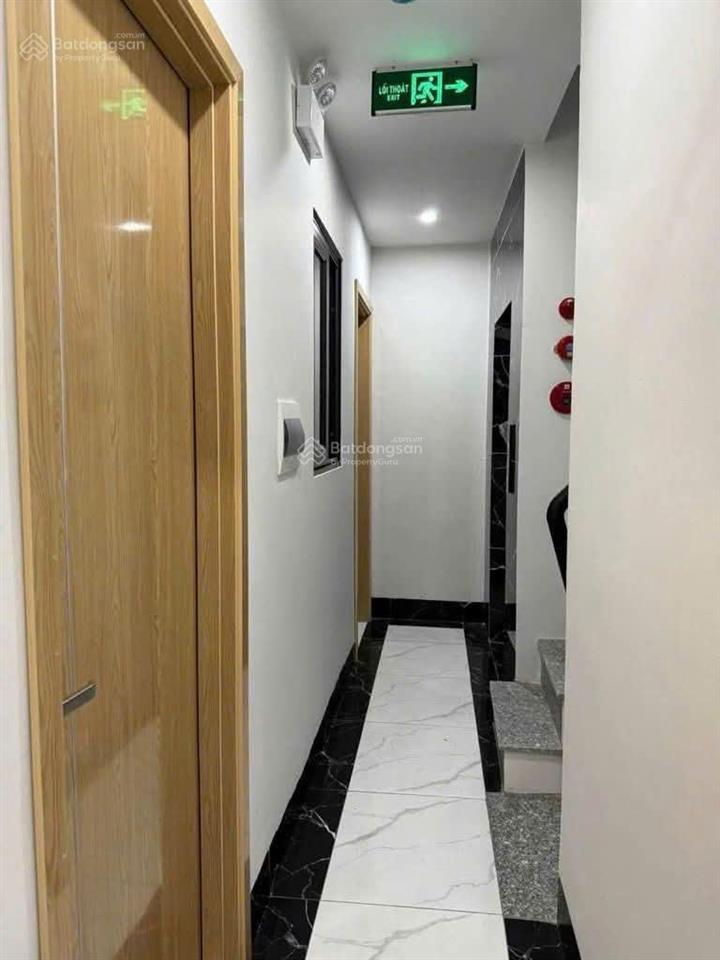 Bán nhà khúc thừa dụ,7 tầng,9pn,thang máy,giá nhỉnh 12 tỷ,dòng tiền 50tr/