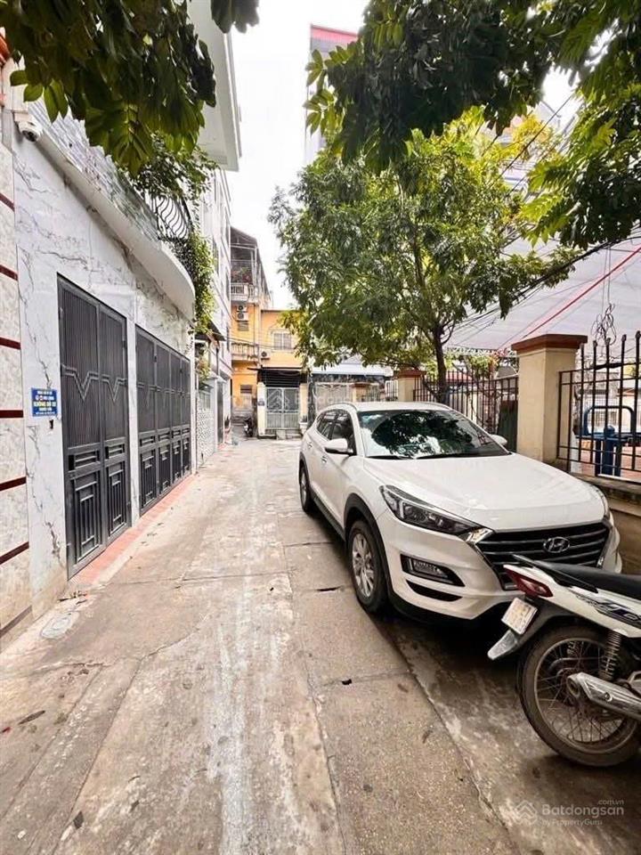 Bán nhà khúc thừa dụ,7 tầng,9pn,thang máy,giá nhỉnh 12 tỷ,dòng tiền 50tr/