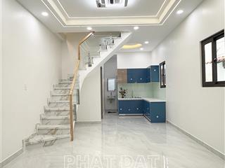 Q4 dt 39m ngang 4m, nở hậu 6m, dài 8.5m kdc hiện hữu ko qh gần mt đoàn văn bơ,