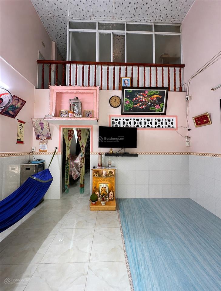 4tỷ3  bông sao q845m2 (5x9) nhà ngang 5 hiếm nở hậu tài lộc 2 tầng 2pn