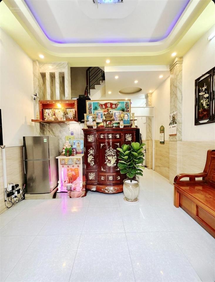 6tỷ94 khánh hội q4 4 tầng 4.7 x8.5m  5pn full nội thất chỉ 20m ra mặt tiền khánh hội