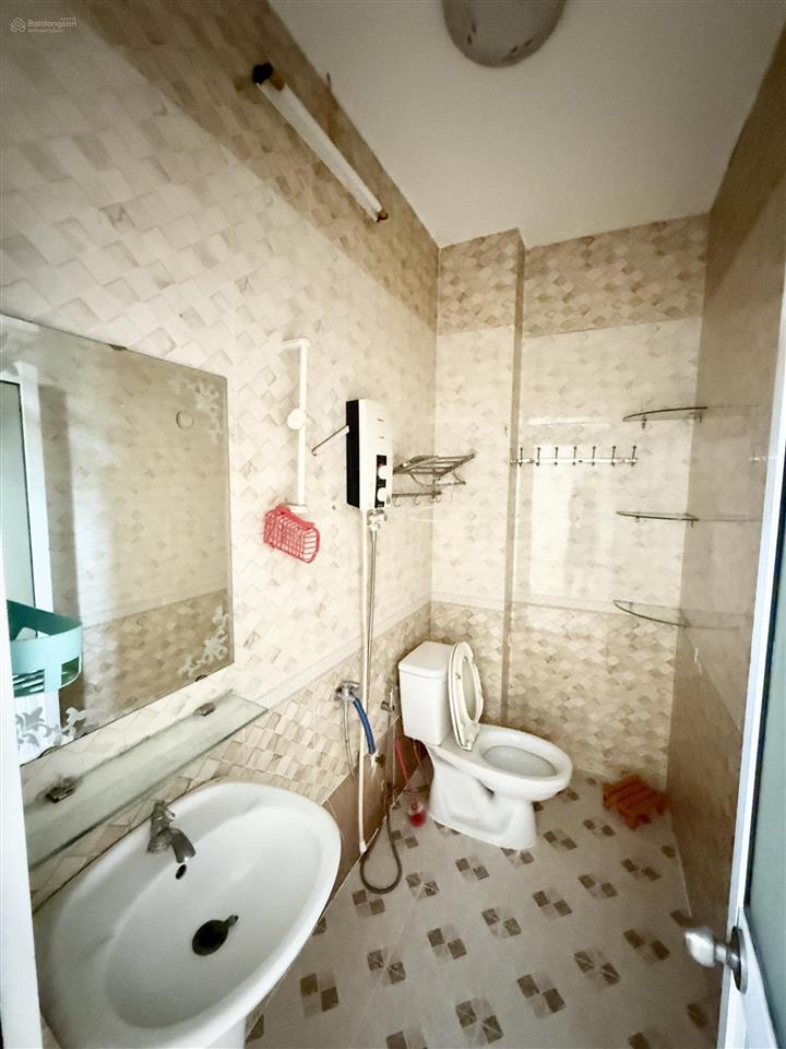 30m đường ô tô nhà vĩnh hội q4 3.9 x10.5m  4,2 tỷ vuông vức đẹp 2 tầng kiên cố 2pn 2wc
