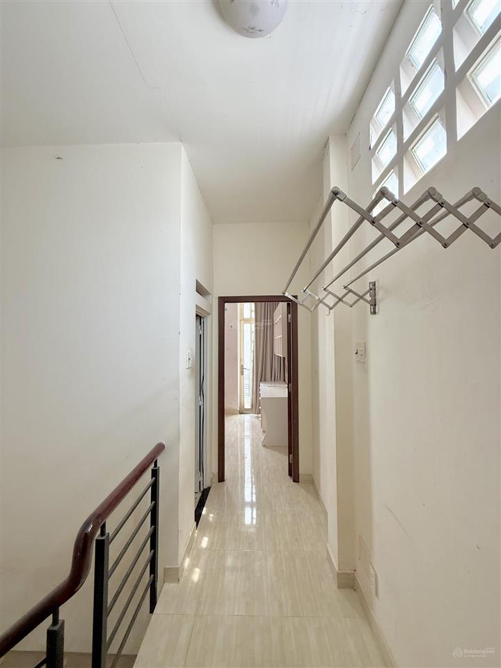 30m đường ô tô nhà vĩnh hội q4 3.9 x10.5m  4,2 tỷ vuông vức đẹp 2 tầng kiên cố 2pn 2wc