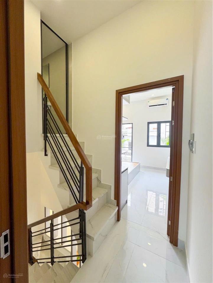 Q7 trần xuân soạn nguyễn thị xiếu  hẻm xe hơi nhà đẹp full nội thất  2 tầng 2pn 4mx8m